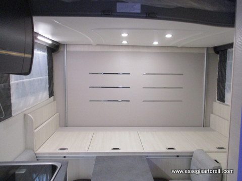 Chausson 634 gamma 2020 semintegrale crossover compatto garage 636 cm 4 basculanti full
