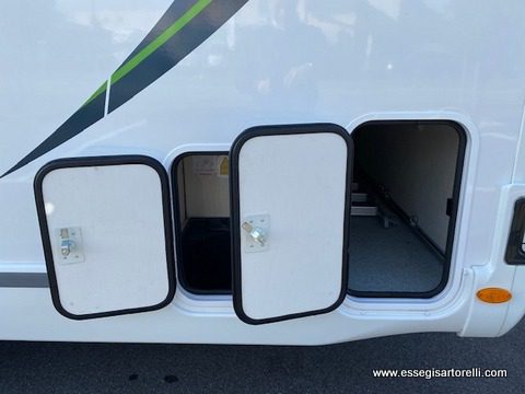 Chausson Travel Line Premium 711 doppia porta garage doppi basculante 2020 UNIPROPRIETARIO 9.480 km full