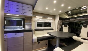 Chausson Titanium 640 gamma 2021 automatico 9SPEED crossover compatto garage 696 cm pieno
