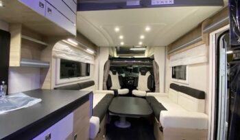 Chausson Titanium 640 gamma 2021 automatico 9SPEED crossover compatto garage 696 cm pieno