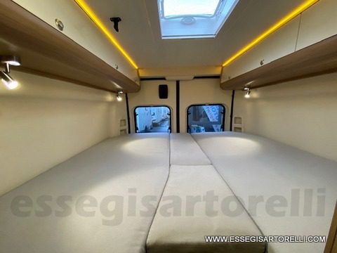 Adria Sunliving Flexo 640 SLX camper puro van Furgonato letti gemelli 2016 gancio traino full