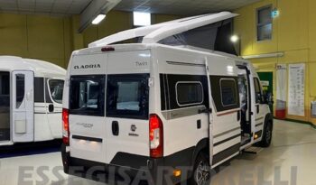Adria Twin Sports 640 SGX Supreme Edition 140 cv tetto sollevabile 2021 webasto skyroof pieno