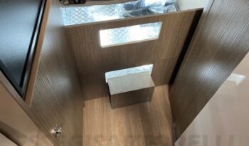 Chausson V690 VIP ROADLINE TETTO SOLLEVABILE POP-UP 2021 636 cm LETTO ELETTRICO pieno