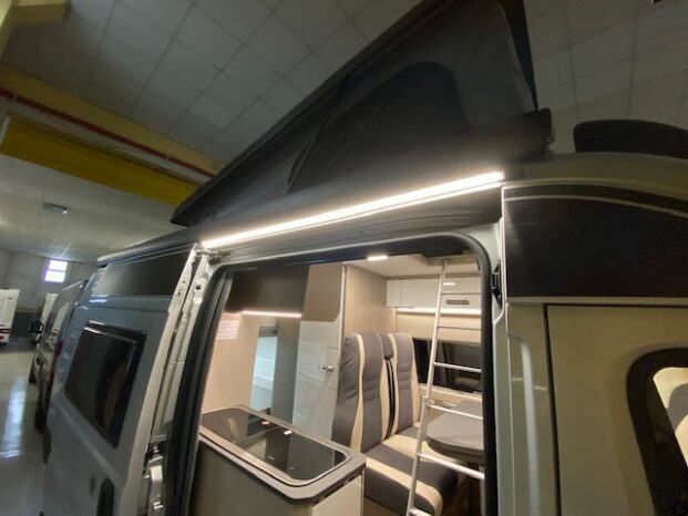 Chausson V690 VIP ROADLINE TETTO SOLLEVABILE POP-UP 2021 636 cm LETTO ELETTRICO pieno