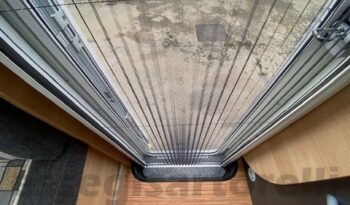 semintegrale compatto Knaus Van TI 600 MG GARAGE 2010 667 cm pieno