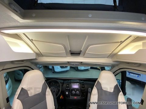 Chausson V594 SAHARA VIP ROADLINE TETTO SOLLEVABILE POP-UP 2021 599 cm full