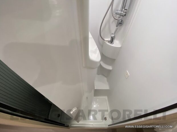 Adria Compact AXESS DL letti gemelli garage gamma 2022 140 cv 699 cm pieno