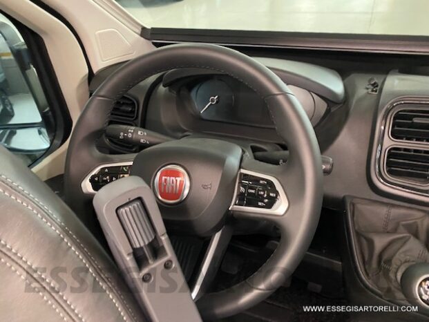 New Chausson V 594 ROADLINE PREMIUM new Ducato 140 cv 599 cm pieno