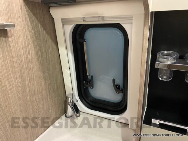 New Chausson V 594 ROADLINE PREMIUM new Ducato 140 cv 599 cm pieno