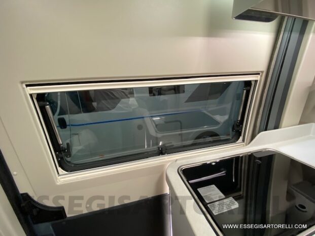 New Chausson V 594 ROADLINE PREMIUM new Ducato 140 cv 599 cm pieno