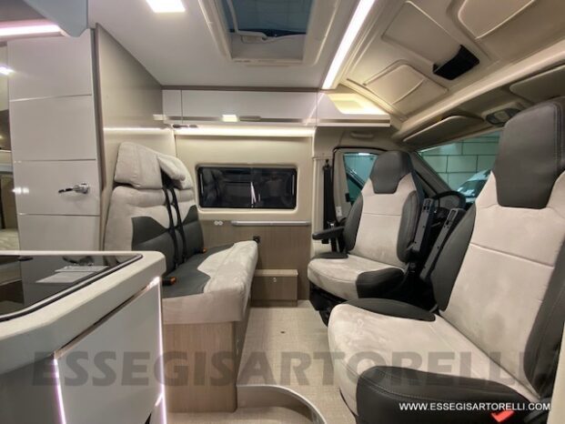 New Chausson V 594 ROADLINE PREMIUM new Ducato 140 cv 599 cm pieno