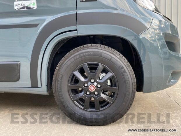 New Chausson V 594 ROADLINE PREMIUM new Ducato 140 cv 599 cm pieno