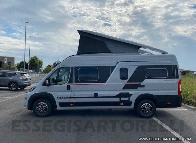 Adria Twin Sports 640 SGX Supreme 35H 140 cv tetto sollevabile webasto skyroof pieno