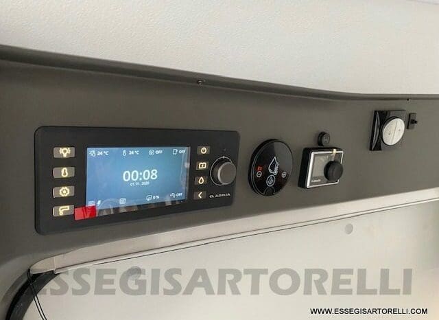 Adria Twin Sports 640 SGX Supreme 35H 140 cv tetto sollevabile webasto skyroof pieno