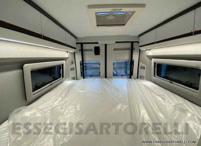 Adria Twin Sports 640 SGX Supreme 35H 140 cv tetto sollevabile webasto skyroof pieno