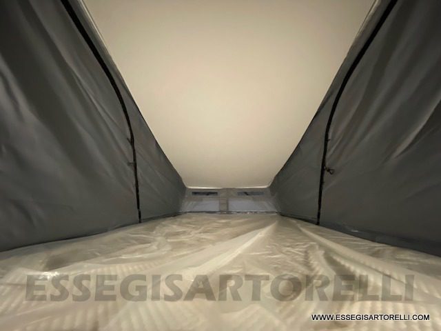 Adria Twin Sports 640 SGX Supreme 35H 140 cv tetto sollevabile webasto skyroof full