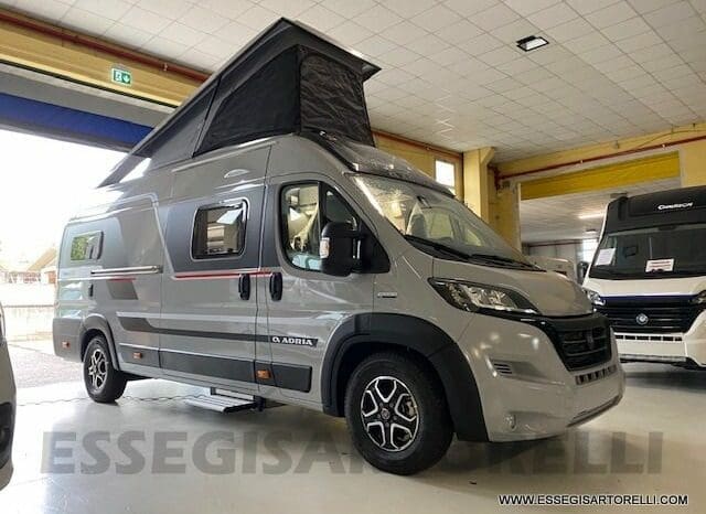 Adria Twin Sports 640 SGX Supreme 35H 140 cv tetto sollevabile webasto skyroof pieno