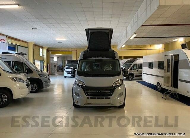 Adria Twin Sports 640 SGX Supreme 35H 140 cv tetto sollevabile webasto skyroof pieno