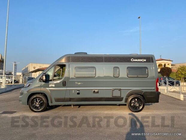 New Chausson V 594 ROADLINE PREMIUM new Ducato 140 cv 599 cm pieno