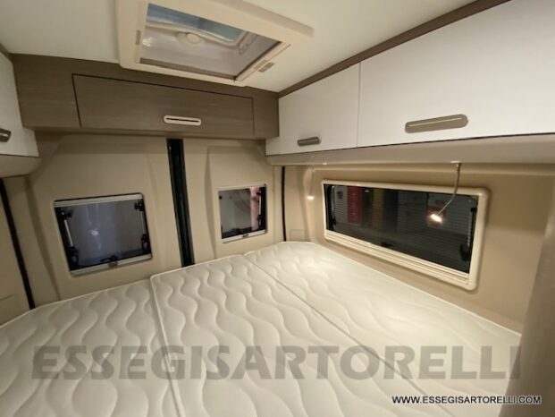 New Chausson V 594 ROADLINE PREMIUM new Ducato 140 cv 599 cm pieno