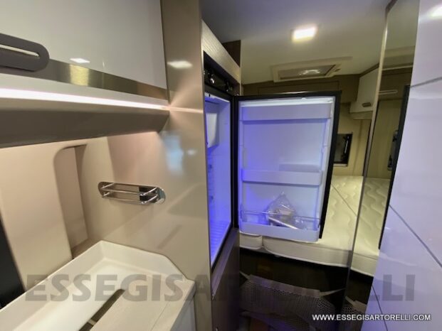 New Chausson V 594 ROADLINE PREMIUM new Ducato 140 cv 599 cm pieno