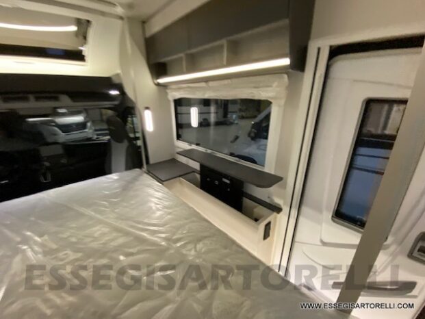 Chausson EXCLUSIVE LINE 660 gamma 2022 automatico crossover compatto garage 699 cm doppio ingresso pieno