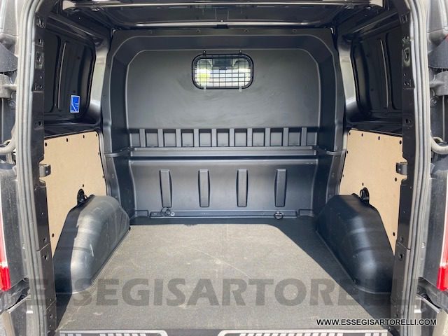Ford Transit Custom 6 posti DOPPIA CABINA 2020 130 cv 2.000 tdi euro km 31.838 full