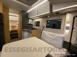 Adria Sonic Plus 700 DL garage 160 cv power letti gemelli GAMMA 2022 pieno