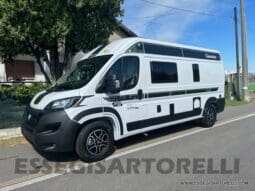 CAMPER PURO VAN AUTOMATICO 4+1 LETTO 4 VIAGGIO NOLEGGIO pieno