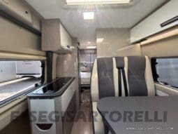 CAMPER PURO VAN AUTOMATICO 4+1 LETTO 4 VIAGGIO NOLEGGIO pieno