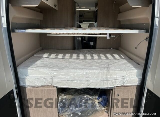 CAMPER PURO VAN AUTOMATICO 4+1 LETTO 4 VIAGGIO NOLEGGIO pieno