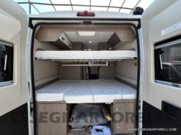 CAMPER PURO VAN AUTOMATICO 4+1 LETTO 4 VIAGGIO NOLEGGIO pieno