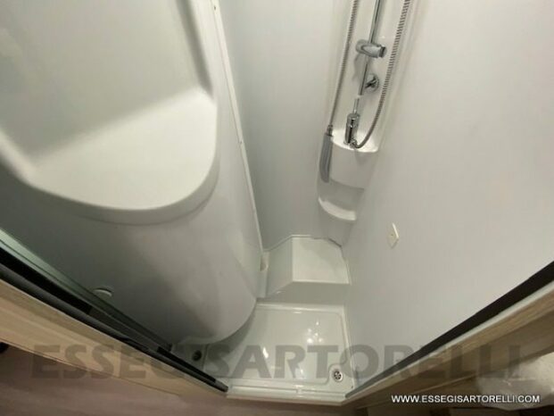 Adria Compact AXESS DL letti gemelli garage gamma 2023 140 cv 699 cm pieno