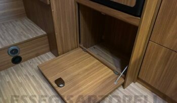 Semintegrale CARADO T 448 garage e basculante LETTI GEMELLI 2015 FULL euro 5 pieno