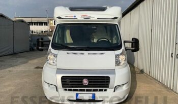 Semintegrale CARADO T 448 garage e basculante LETTI GEMELLI 2015 FULL euro 5 pieno