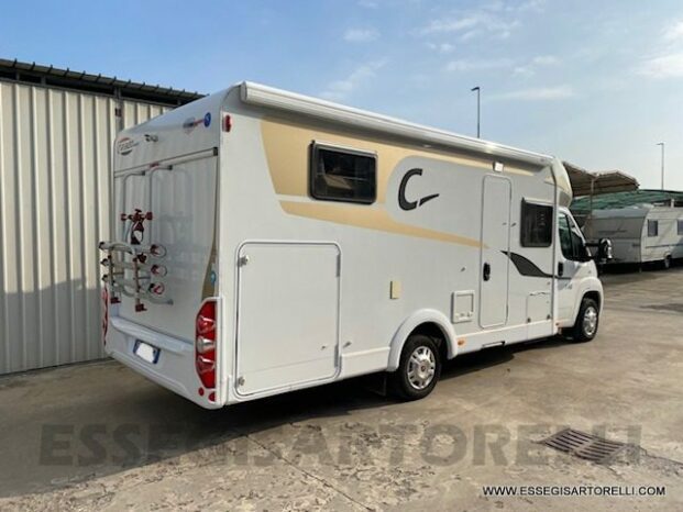 Semintegrale CARADO T 448 garage e basculante LETTI GEMELLI 2015 FULL euro 5 pieno