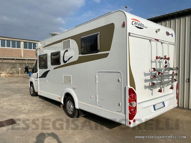 Semintegrale CARADO T 448 garage e basculante LETTI GEMELLI 2015 FULL euro 5 pieno
