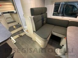 Chausson Titanium 627 gamma 2023 automatico 170 cv power crossover letti gemelli garage 699 cm pieno