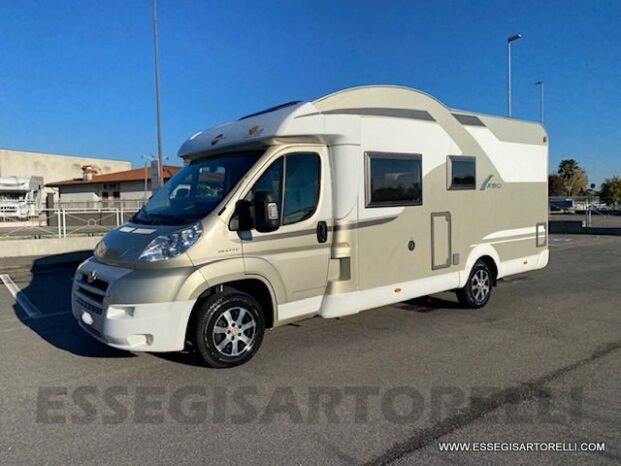 BURSTNER IXEO 664 SEMINTEGRALE CROSSOVER BASCULANTE 2009 674 cm pieno