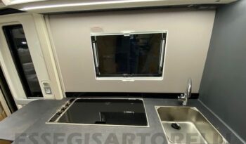 Adria New Coral AXESS XL A 650 DK GAMMA 2023 7 POSTI LETTO 6 OMOLOGATI DOPPIO PAVIMENTO pieno