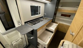 Adria New Coral AXESS XL A 650 DK GAMMA 2023 7 POSTI LETTO 6 OMOLOGATI DOPPIO PAVIMENTO pieno