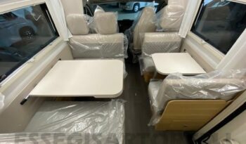 Adria New Coral AXESS XL A 650 DK GAMMA 2023 7 POSTI LETTO 6 OMOLOGATI DOPPIO PAVIMENTO pieno