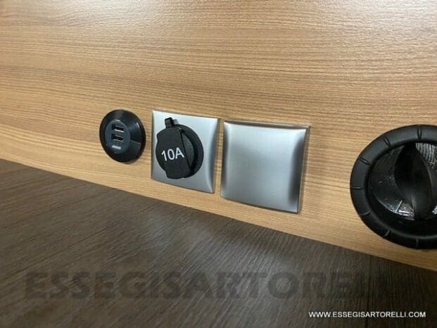 Adria New Coral Axess XL A 670 SP GARAGE gamma 2022 FIAT 160 cv POWER pieno