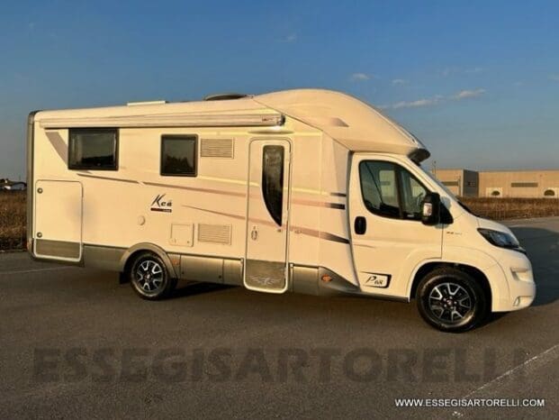 Mobilvetta Tekno Line KEA P 68 semintegrale garage 150 cv power letto nautico e basculante pieno
