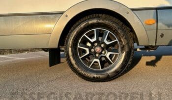 Mobilvetta Tekno Line KEA P 68 semintegrale garage 150 cv power letto nautico e basculante