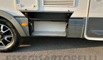 Mobilvetta Tekno Line KEA P 68 semintegrale garage 150 cv power letto nautico e basculante pieno