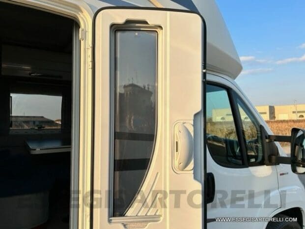 Mobilvetta Tekno Line KEA P 68 semintegrale garage 150 cv power letto nautico e basculante pieno