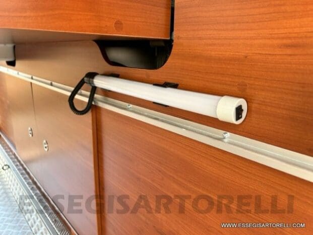 Mobilvetta Tekno Line KEA P 68 semintegrale garage 150 cv power letto nautico e basculante pieno