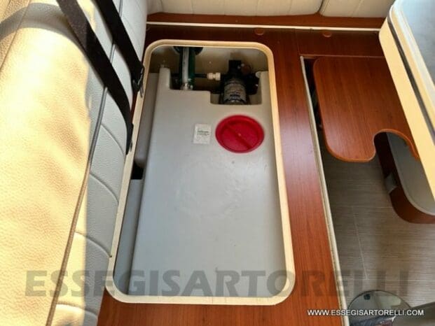 Mobilvetta Tekno Line KEA P 68 semintegrale garage 150 cv power letto nautico e basculante pieno