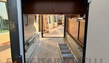 Mobilvetta Tekno Line KEA P 68 semintegrale garage 150 cv power letto nautico e basculante pieno